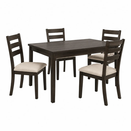 Conjunto de mesa rectangular de madera oscura con 4 sillas tapizadas en beige